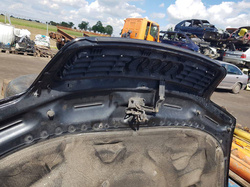 AUDI A6 C5 1999r MASKA POKRYWA SILNIKA