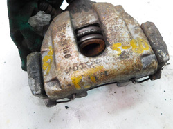 VOLVO S80 2.8T 1999r ZACISK HAMULCOWY PRAWY TYŁ