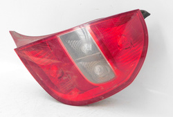 CITROEN C5 I 2.2 HDI 02r LAMPA PRAWY TYŁ SEDAN 