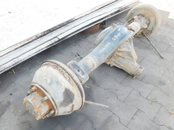 MITSUBISHI CANTER 2.8D 98r TYLNY MOST KOMPLETNY PIASTY GŁÓWKA KOMPLET