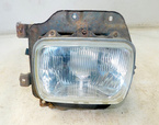 MITSUBISHI CANTER 3.3 TD 95r LAMPA REFLEKTOR PRAWY PRZÓD
