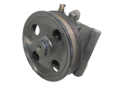 FORD FOCUS Mk1 1.6 2000r POMPA WSPOMAGANIA 2S413A696AA