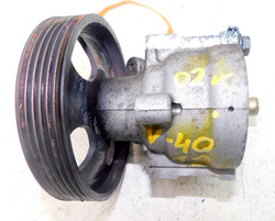 VOLVO V40 S40 1.9D 02r POMPA WSPOMAGANIA 8200071050