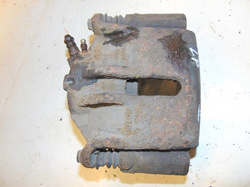 RENAULT MEGANE II 1.5 DCI 04r ZACISK LEWY PRZÓD