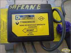 RENAULT SAFRANE 2.2 95r - SENSOR 7700838923D