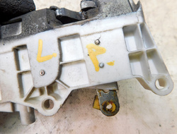 EUROCARGO 120E21 19,5" 02-08 ZAMEK DRZWI LEWY PRZÓD