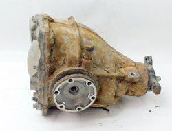 MERCEDES W210 LIFT KOMBI 2.7 01r DYFERENCJAŁ DYFER MOST 2103513008G