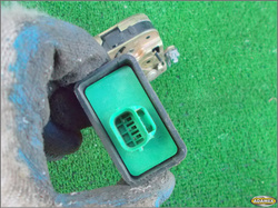 VOLVO V40 96r - ZAMEK DRZWI PRAWY TYŁ