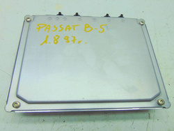 VW PASSAT B5 1.8 1997r KOMPUTER 8D0907558B