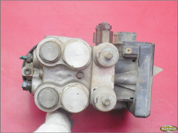 RENAULT MEGANE 1.4 96r - POMPA ABS