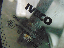 IVECO MAGIRUS PACER 2005r SZYBA PRZÓD CZOŁOWA