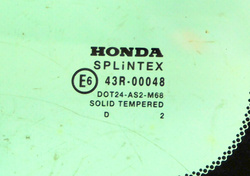 HONDA CIVIC VII 1.4 02r SZYBA KAROSERYJNA TRÓJKĄT LEWY TYŁ