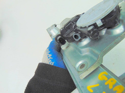 SUZUKI GRAND VITARA II PODNOŚNIK SZYBY TYŁ LEWY