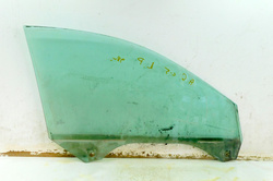 AUDI A6 C5 1.8T QUATTRO 98r KOMBI SZYBA LEWY PRZÓD 