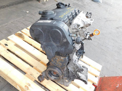 AUDI A4 B7 2.0TDI 140KM 05r SILNIK BRE