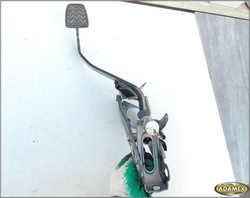 PONTIAC VIBE MATRIX 06r PEDAŁ SPRZĘGŁA + CZUJNIKI