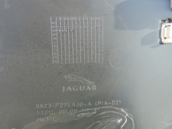 JAGUAR XF 2.7D 08r SEDAN BOCZEK PRAWY TYŁ 