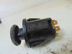 OPEL CORSA A 1.3 90r PRZEŁĄCZNIK NAWIEWU 90119429