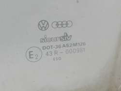 VW GOLF II MK2 83-92r 1.6D 5D SZYBA LEWA PRZÓD