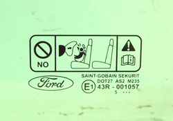 FORD FOCUS C-MAX MK1 LIFT 1.6 SZYBA DRZWI LEWY PRZÓD 