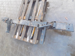 VOLVO FL 220 2005r BELKA POD ZDERZAK