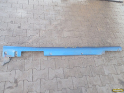 NISSAN ALMERA TINO 2.2DCI 03r - LISTWA PROGOWA PRAWA