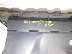 SKODA OCTAVIA II 2005r SCHOWEK PASAŻERA