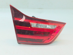 BMW M4 F82 16r PRZEDLIFT LAMPA LEWY TYŁ Z KLAPY USA 8059655