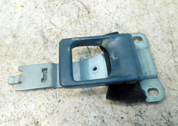 MITSUBISHI CANTER 3.3 TD 95r KLAMKA WEWNĘTRZNA LEWA