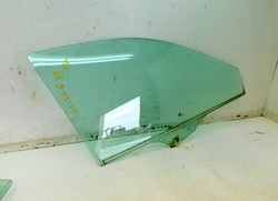 MAZDA 6 GG/GY 2.0B 141KM 05r SZYBA DRZWI PRAWY PRZÓD 