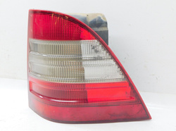MERCEDES ML W163 2000r LAMPA PRAWA TYLNA 