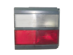 VW PASSAT B3 92r KOMBI LAMPA LEWA TYŁ Z KLAPY