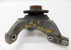 OPEL VECTRA C SIGNUM 2.2L 147KM ZWROTNICA PIASTA LEWY PRZÓD