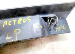 MB ACTROS MP4 12r EURO 5 STOPIEŃ SCHODEK PODEST LEWY PRZÓD 