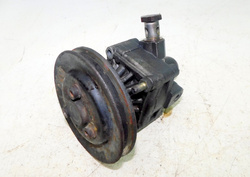 AUDI 80 B4 1.9 TDI  94r POMPA WSPOMAGANIA 050145155A