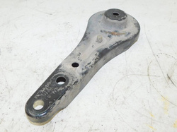 BMW F20 120i 18r LCI WSPORNIK REAKCYJNY BELKI TYŁ 8792554