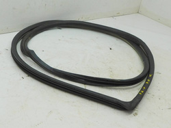 HONDA FRV FR-V I 2.0 2006r USZCZELKA DRZWI PRAWY PRZÓD