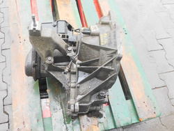 FORD FOCUS Mk1 1.6 1999r SKRZYNIA BIEGÓW MANUALNA XS4R7002FC
