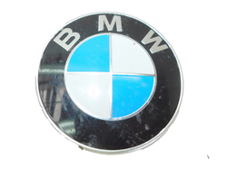 BMW F20 120i 18r 5D EMBLEMAT ZDERZAKA PRZÓD 7288752