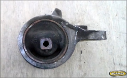 NISSAN SUNNY 1.4 93r - PODUSZKA SILNIKA
