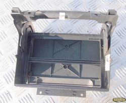 RENAULT LAGUNA I 1.6 00r - SCHOWEK