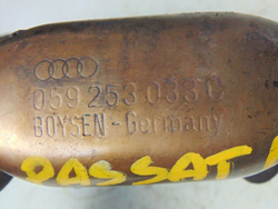 VW PASSAT B5 FL 2.5 03r KOLEKTOR WYDECHOWY LEWY