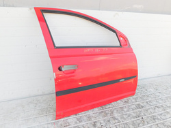 TOYOTA YARIS I 99r 1.0 DRZWI PRAWY PRZÓD CZERWONE 