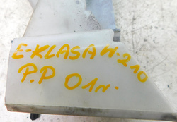 MERCEDES W210 LIFT KOMBI 2.7 01r ZAMEK DRZWI PRAWY PRZÓD