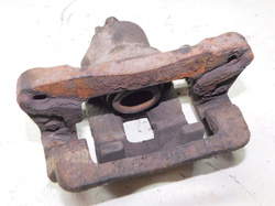 HYUNDAI SANTA FE I 2.0CRDI 02r ZACISK LEWY TYŁ