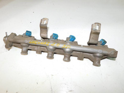 RENAULT LAGUNA I 2.0 1995r LISTWA WTRYSKOWA