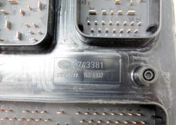 OPEL ASTRA H III  1.4 90KM 09 GTC SKRZYNKA BEZPIECZNIKÓW MODUŁ BSI 13268301