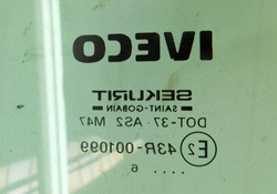 IVECO EUROCARGO 120E21 19,5" 02-08 SZYBA DRZWI LEWA 