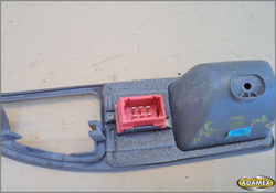 RENAULT SAFRANE 93r - PRZEŁĄCZNIK SZYBY PRAWY TYŁ