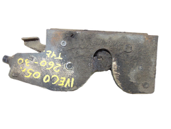 IVECO MAGIRUS 260-30 2005r ZAMEK ZATRZASK KABINY